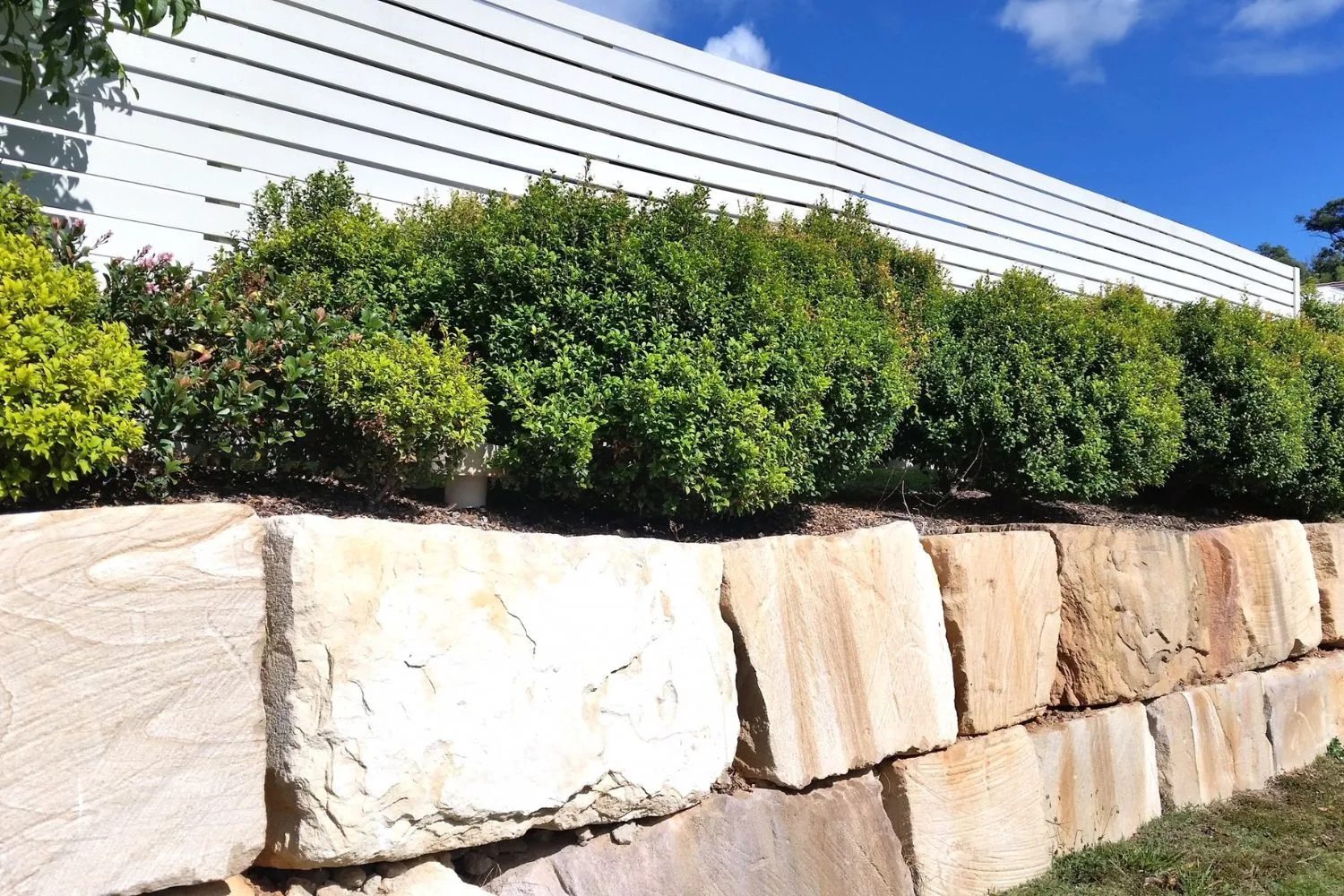 Sandstone retaining wall Melbourne property